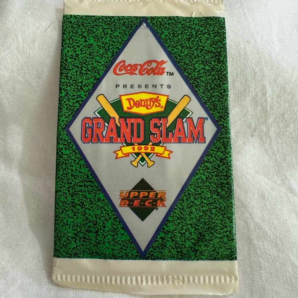 1992 upper deck MLB baseball card Coca-Cola presents Denny’s grand slam sealed